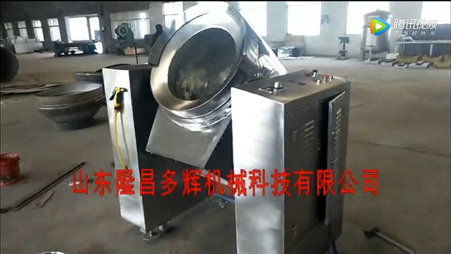 炒菜机炒制白菜视频
